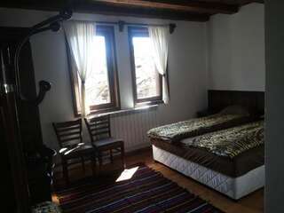 Гостевой дом Macedonia Guest House Gostun Двухместный номер с 1 кроватью или 2 отдельными кроватями-5